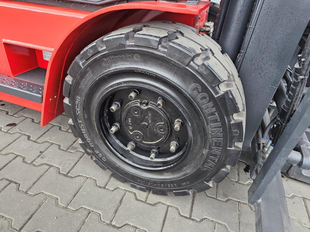 Dan Truck 8450DG Container-Indoor-Stapler -TRIPLEX - Dieseltrukki: kuva Dan Truck 8450DG Container-Indoor-Stapler -TRIPLEX - Dieseltrukki Dan Truck 8450DG Container-Indoor-Stapler -TRIPLEX - Dieseltrukki: kuva Dan Truck 8450DG Container-Indoor-Stapler -TRIPLEX - Dieseltrukki