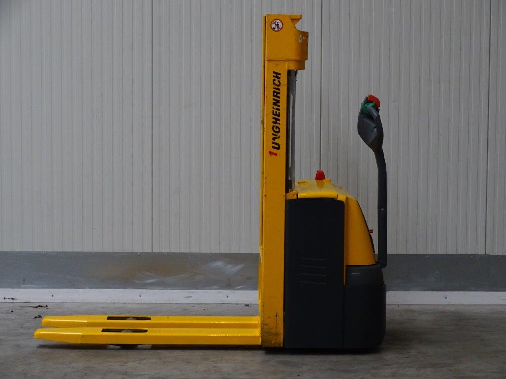 Jungheinrich EJC110 - NEU BATTERIE - Pinoamistrukki: kuva Jungheinrich EJC110 - NEU BATTERIE - Pinoamistrukki Jungheinrich EJC110 - NEU BATTERIE - Pinoamistrukki: kuva Jungheinrich EJC110 - NEU BATTERIE - Pinoamistrukki