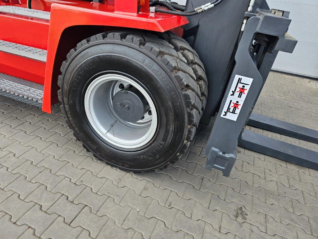 Kalmar DCE100-12 - Dieseltrukki: kuva Kalmar DCE100-12 - Dieseltrukki Kalmar DCE100-12 - Dieseltrukki: kuva Kalmar DCE100-12 - Dieseltrukki
