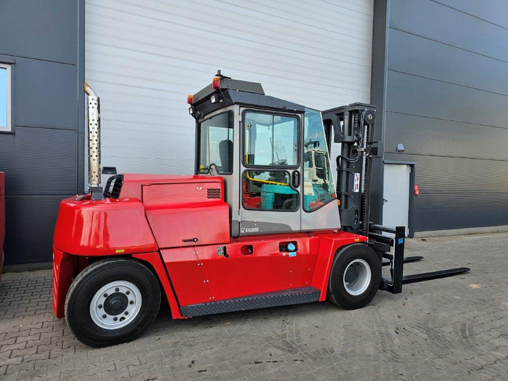 Kalmar DCF80-9H - Dieseltrukki: kuva Kalmar DCF80-9H - Dieseltrukki Kalmar DCF80-9H - Dieseltrukki: kuva Kalmar DCF80-9H - Dieseltrukki