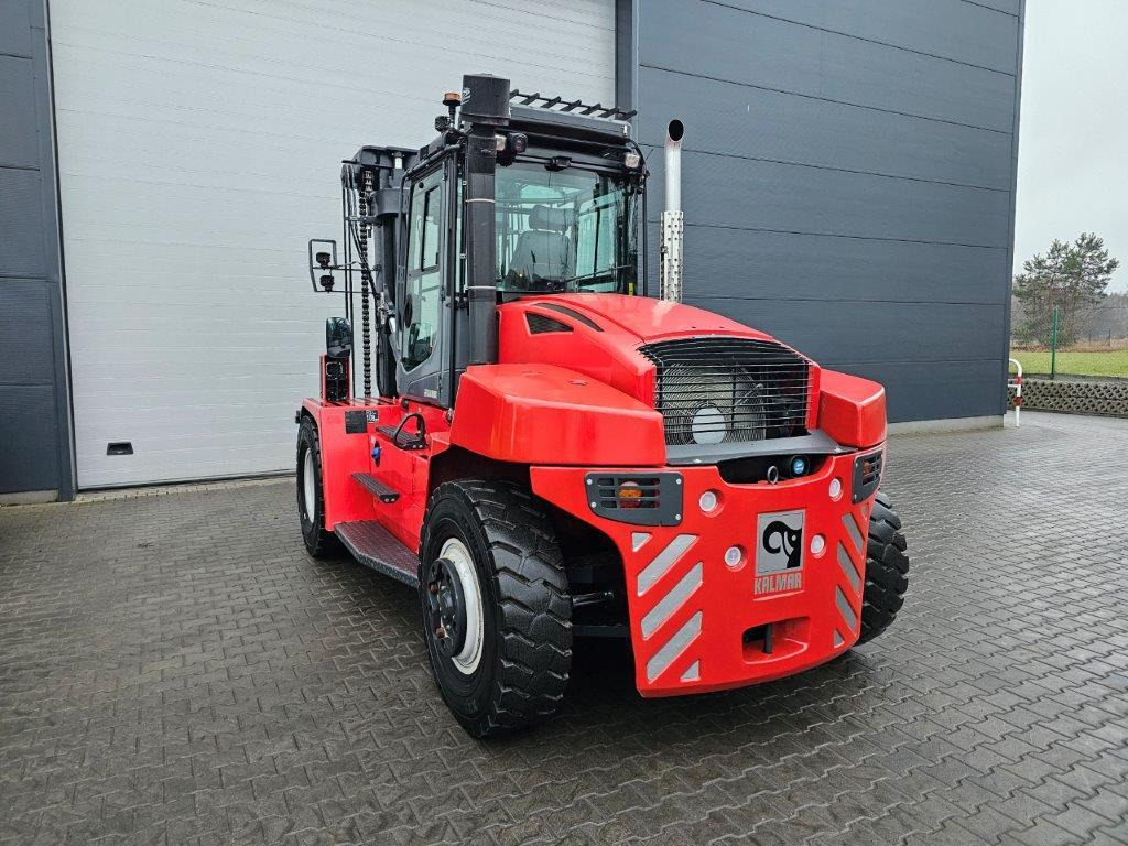 Kalmar DCG120-6 - Dieseltrukki: kuva Kalmar DCG120-6 - Dieseltrukki Kalmar DCG120-6 - Dieseltrukki: kuva Kalmar DCG120-6 - Dieseltrukki