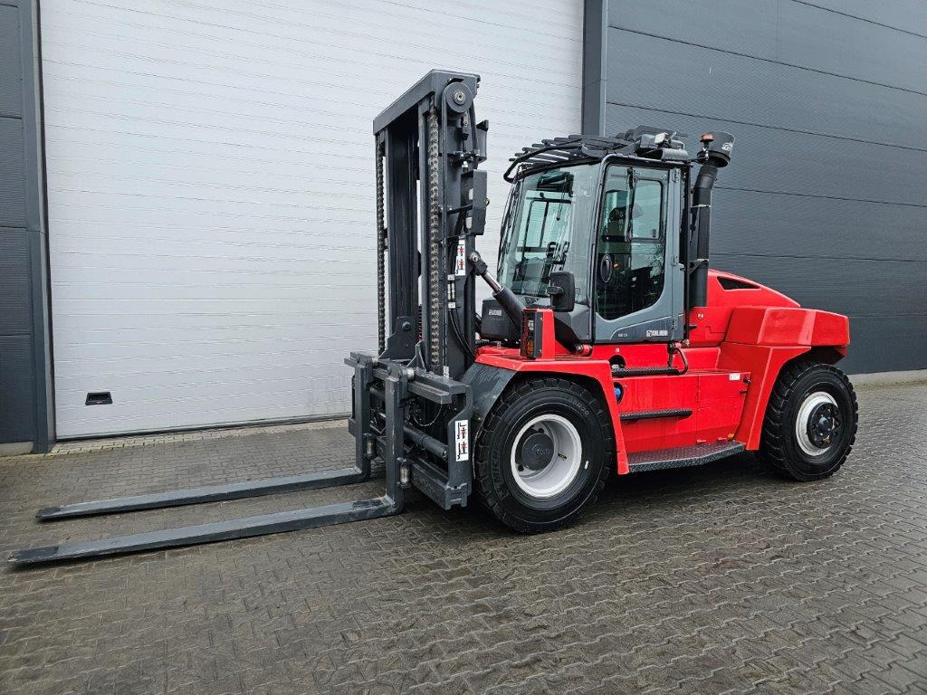 Kalmar DCG120-6 - Dieseltrukki: kuva Kalmar DCG120-6 - Dieseltrukki Kalmar DCG120-6 - Dieseltrukki: kuva Kalmar DCG120-6 - Dieseltrukki