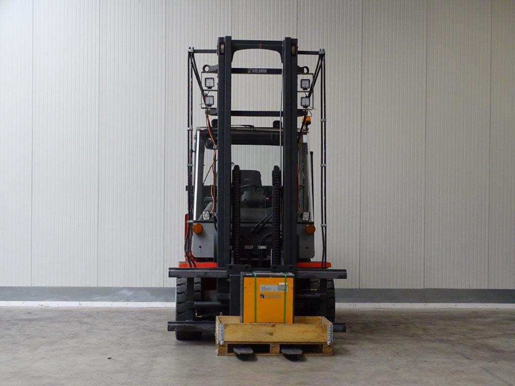 Kalmar ECF70-6 - VOLLFREIHUB - Sähkötrukki: kuva Kalmar ECF70-6 - VOLLFREIHUB - Sähkötrukki Kalmar ECF70-6 - VOLLFREIHUB - Sähkötrukki: kuva Kalmar ECF70-6 - VOLLFREIHUB - Sähkötrukki