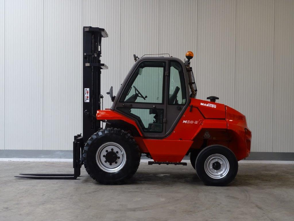 Manitou M30 - TRIPLEX - Maastotrukki: kuva Manitou M30 - TRIPLEX - Maastotrukki Manitou M30 - TRIPLEX - Maastotrukki: kuva Manitou M30 - TRIPLEX - Maastotrukki