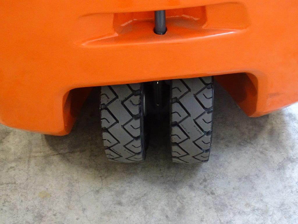 Toyota 8FBEK16T - DEMO - TRIPLEX - Sähkötrukki: kuva Toyota 8FBEK16T - DEMO - TRIPLEX - Sähkötrukki Toyota 8FBEK16T - DEMO - TRIPLEX - Sähkötrukki: kuva Toyota 8FBEK16T - DEMO - TRIPLEX - Sähkötrukki