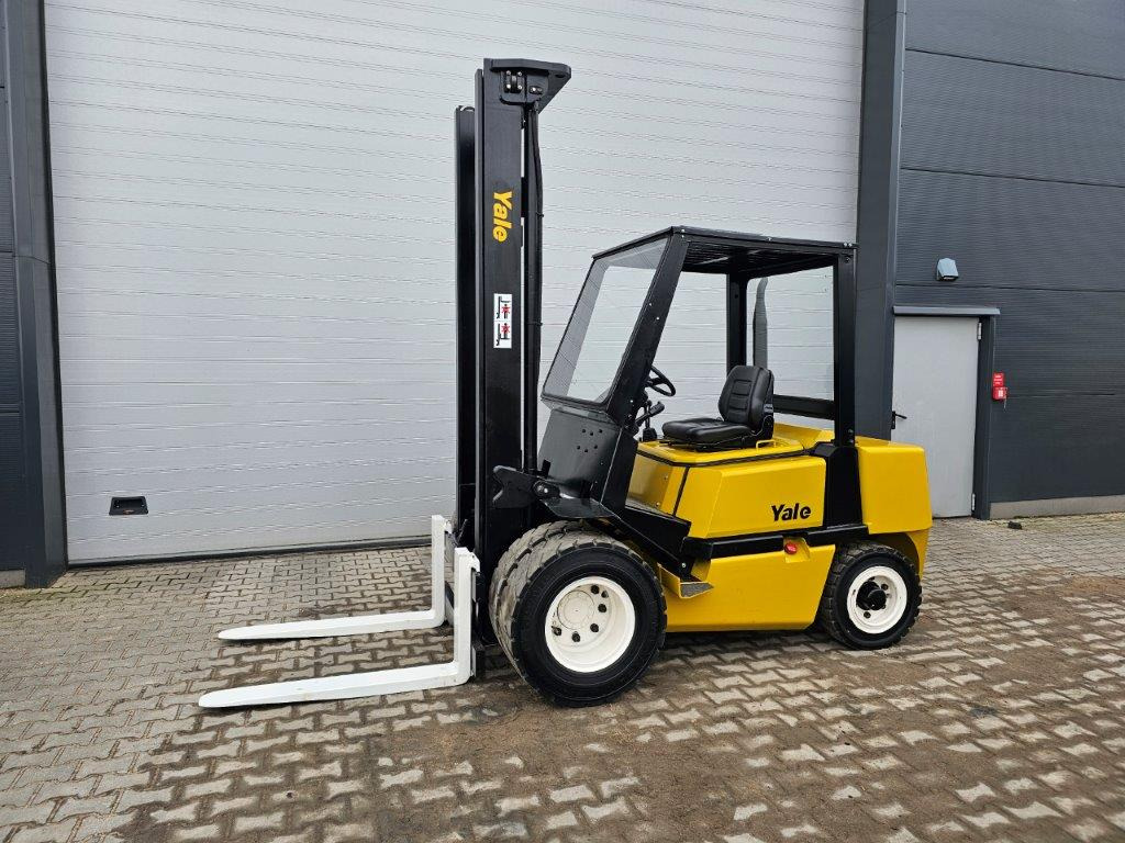 Yale GDP40LF - Dieseltrukki: kuva Yale GDP40LF - Dieseltrukki Yale GDP40LF - Dieseltrukki: kuva Yale GDP40LF - Dieseltrukki