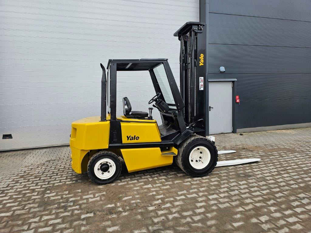 Yale GDP40LF - Dieseltrukki: kuva Yale GDP40LF - Dieseltrukki Yale GDP40LF - Dieseltrukki: kuva Yale GDP40LF - Dieseltrukki