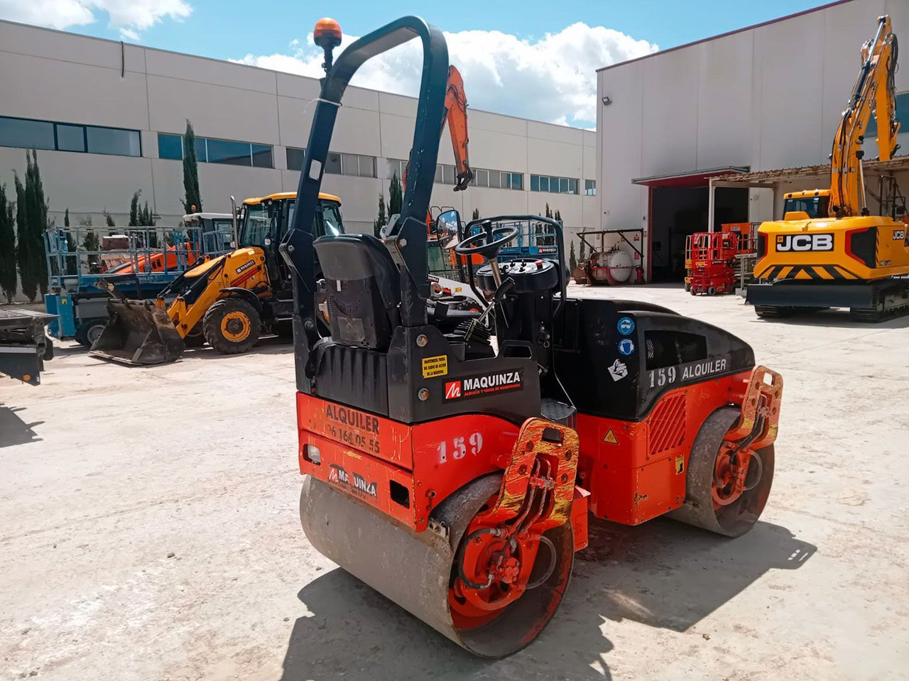 BOMAG BW120AD4 - Tiejyrä: kuva BOMAG BW120AD4 - Tiejyrä BOMAG BW120AD4 - Tiejyrä: kuva BOMAG BW120AD4 - Tiejyrä