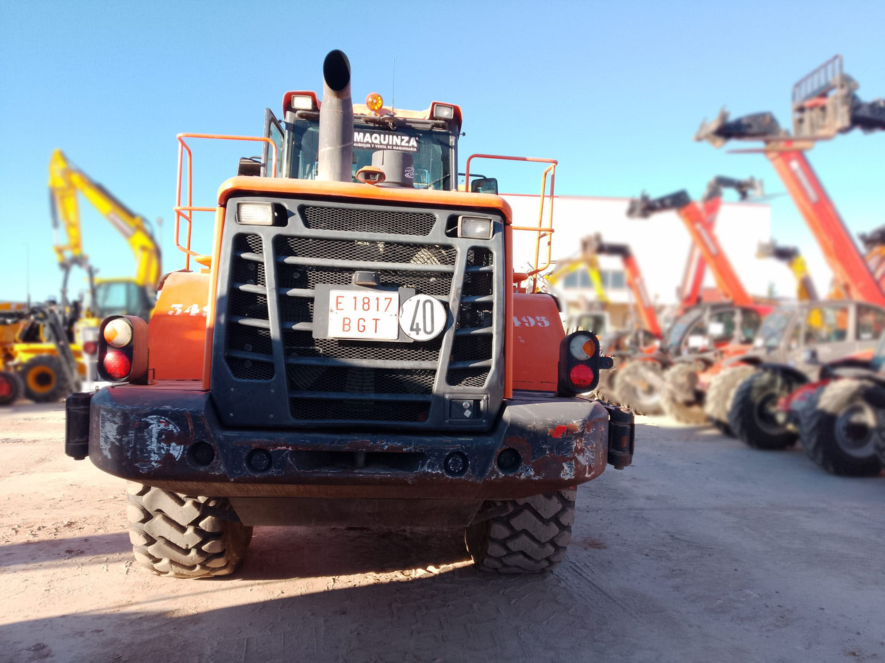 DOOSAN DL300-5 - Pyöräkuormaaja: kuva DOOSAN DL300-5 - Pyöräkuormaaja DOOSAN DL300-5 - Pyöräkuormaaja: kuva DOOSAN DL300-5 - Pyöräkuormaaja