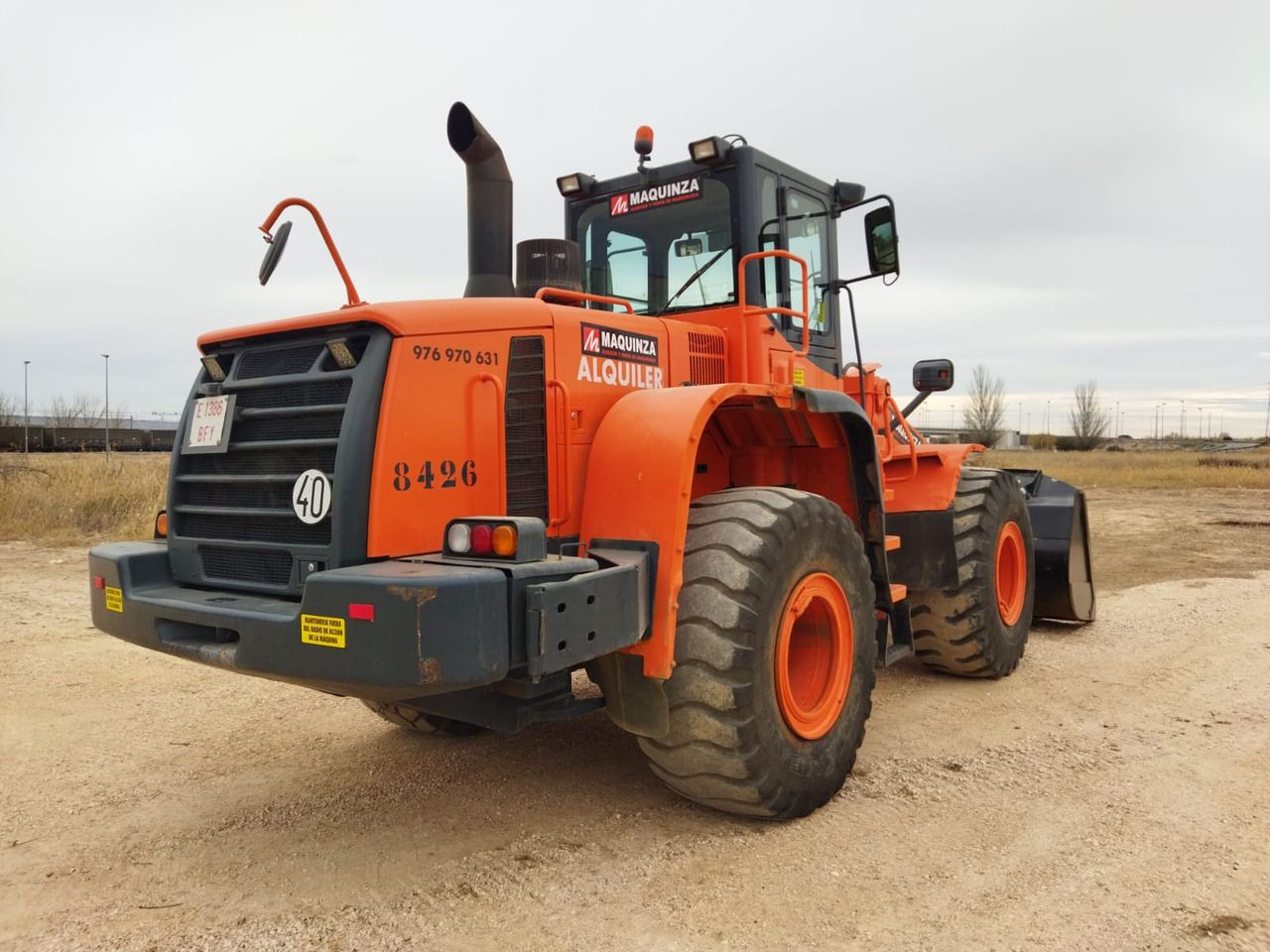 DOOSAN DL300 - Pyöräkuormaaja: kuva DOOSAN DL300 - Pyöräkuormaaja DOOSAN DL300 - Pyöräkuormaaja: kuva DOOSAN DL300 - Pyöräkuormaaja