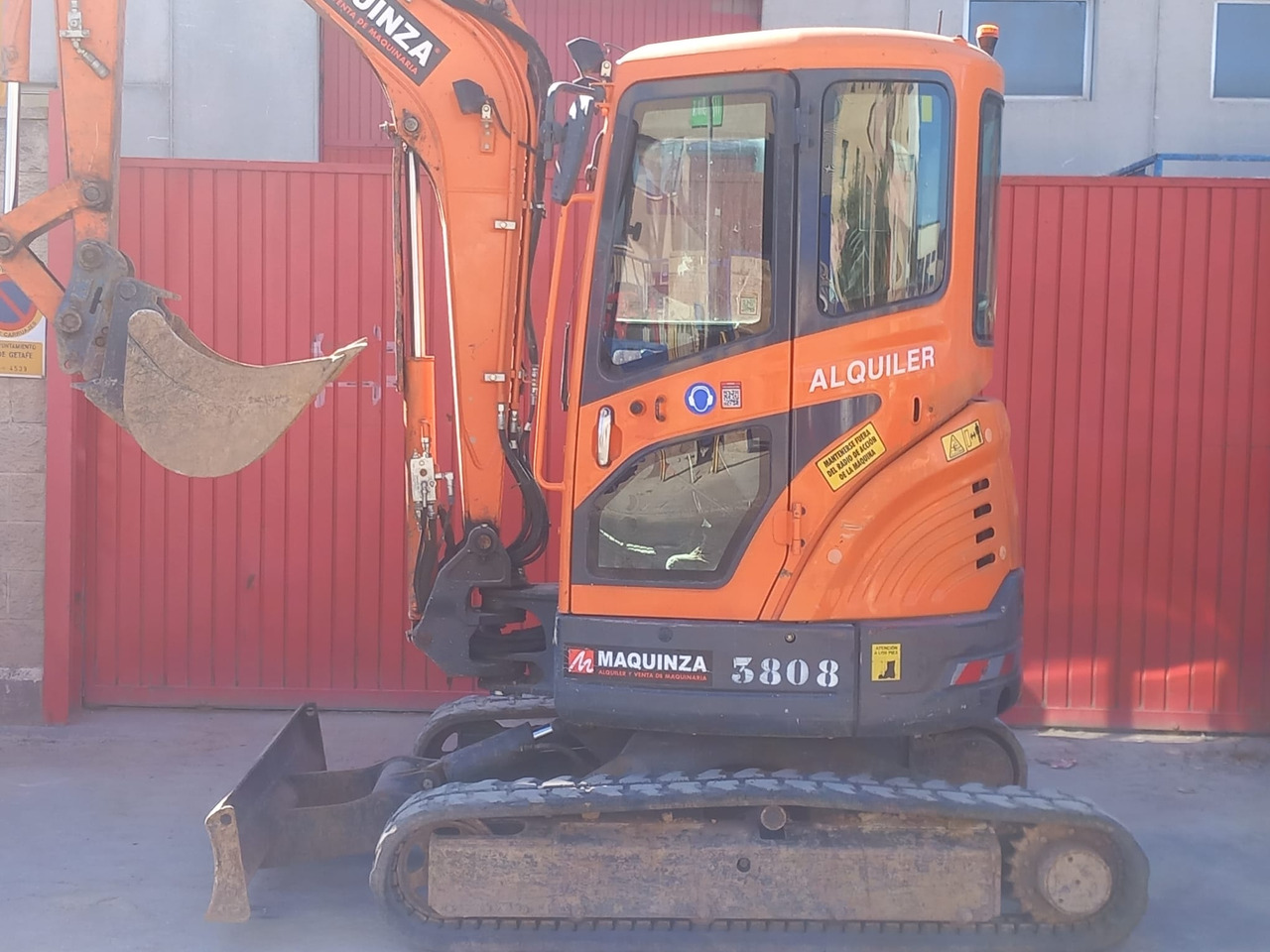 DOOSAN DX35Z - Minikuormaaja: kuva DOOSAN DX35Z - Minikuormaaja DOOSAN DX35Z - Minikuormaaja: kuva DOOSAN DX35Z - Minikuormaaja