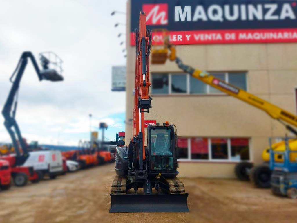 HITACHI ZX85USB-6 - Minikuormaaja: kuva HITACHI ZX85USB-6 - Minikuormaaja HITACHI ZX85USB-6 - Minikuormaaja: kuva HITACHI ZX85USB-6 - Minikuormaaja