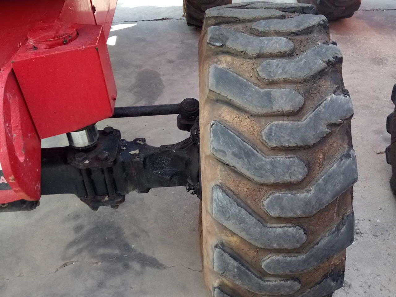 MANITOU 160ATJ EJE OSCILANTE - Puomilava: kuva MANITOU 160ATJ EJE OSCILANTE - Puomilava MANITOU 160ATJ EJE OSCILANTE - Puomilava: kuva MANITOU 160ATJ EJE OSCILANTE - Puomilava