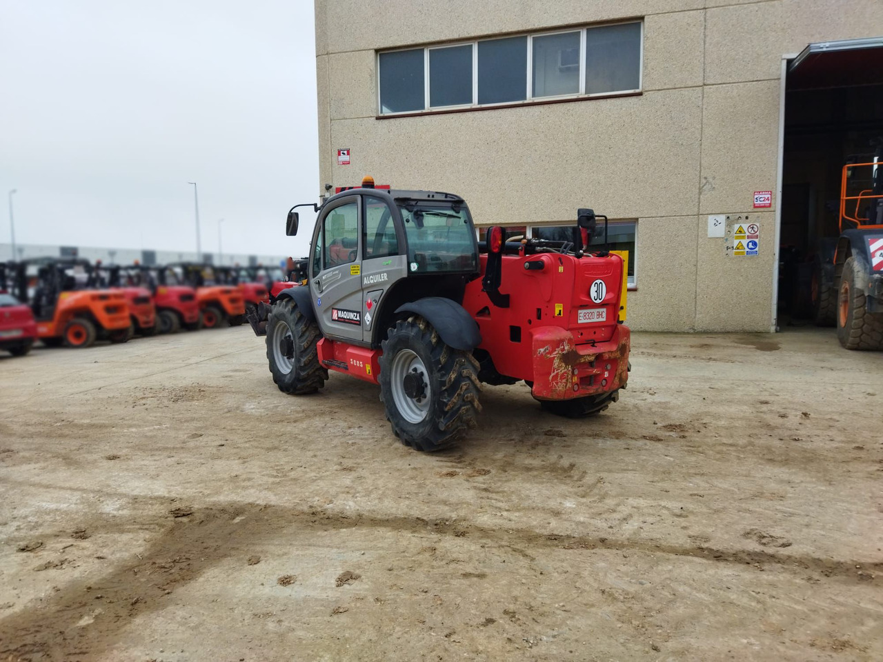 MANITOU MT1335 EASY - Kurottaja: kuva MANITOU MT1335 EASY - Kurottaja MANITOU MT1335 EASY - Kurottaja: kuva MANITOU MT1335 EASY - Kurottaja