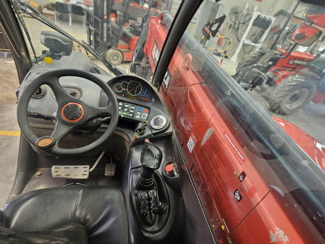MANITOU MT1335 EASY - Kurottaja: kuva MANITOU MT1335 EASY - Kurottaja MANITOU MT1335 EASY - Kurottaja: kuva MANITOU MT1335 EASY - Kurottaja