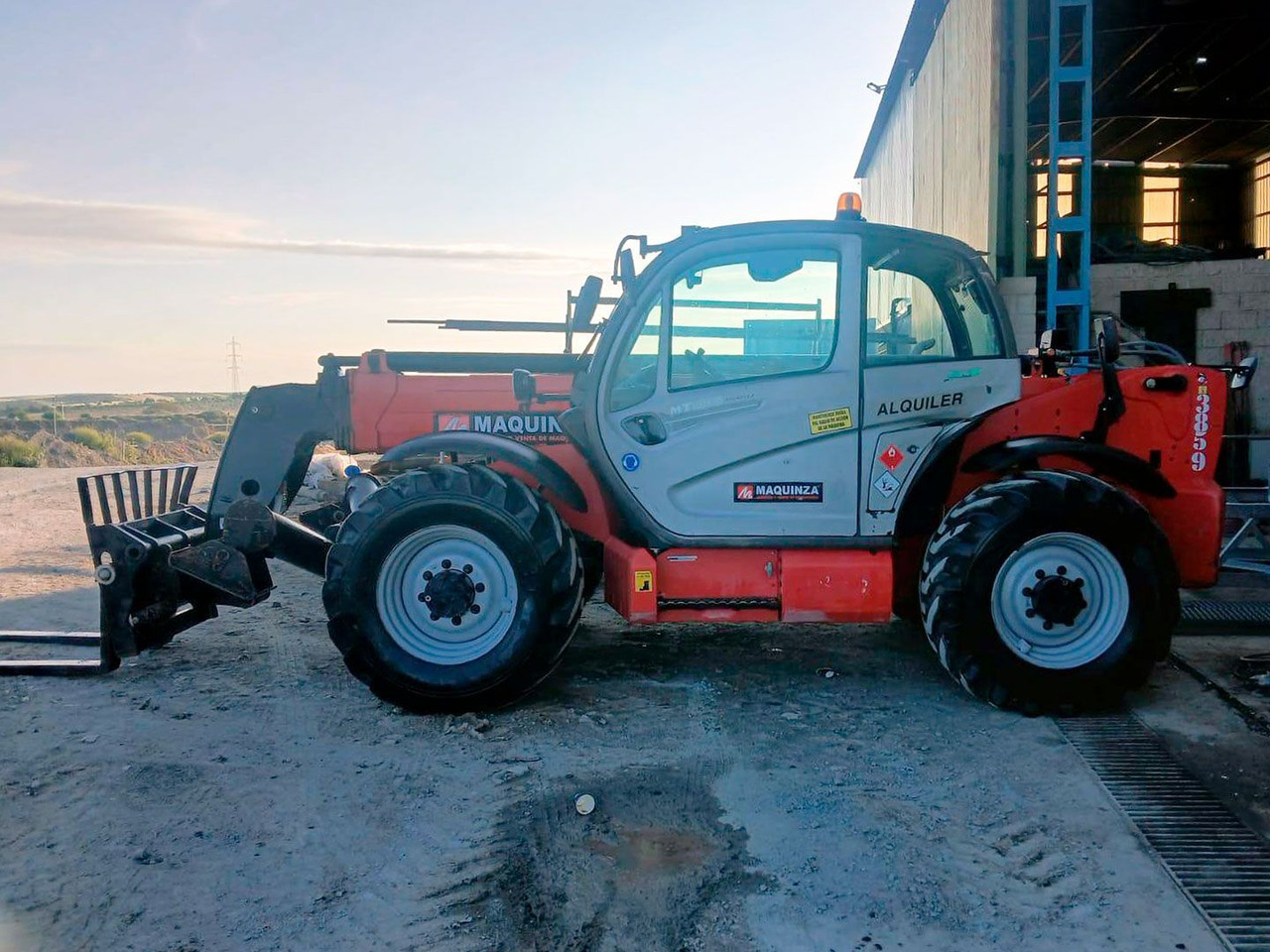 MANITOU MT1335 EASY - Kurottaja: kuva MANITOU MT1335 EASY - Kurottaja MANITOU MT1335 EASY - Kurottaja: kuva MANITOU MT1335 EASY - Kurottaja