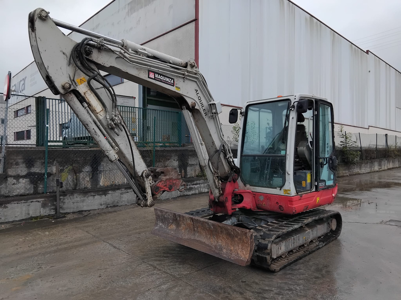 TAKEUCHI TB250 - Minikuormaaja: kuva TAKEUCHI TB250 - Minikuormaaja TAKEUCHI TB250 - Minikuormaaja: kuva TAKEUCHI TB250 - Minikuormaaja