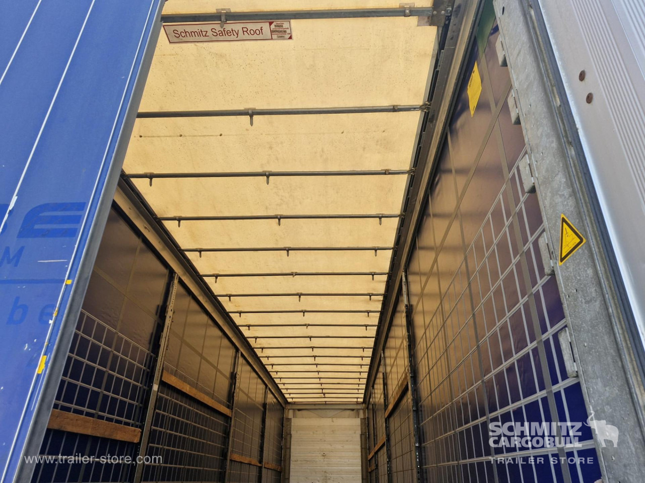SCHMITZ Curtainsider Varios - Pressukapellipuoliperävaunu: kuva SCHMITZ Curtainsider Varios - Pressukapellipuoliperävaunu SCHMITZ Curtainsider Varios - Pressukapellipuoliperävaunu: kuva SCHMITZ Curtainsider Varios - Pressukapellipuoliperävaunu