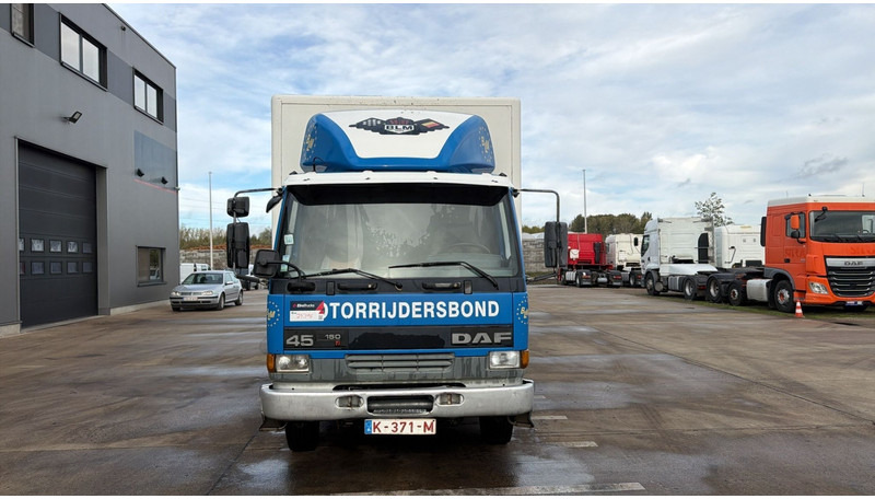DAF 45 ATI 150 (BELGIAN TRUCK / STEEL SUSP. / LAMES / PERFECT CONDITION / LIFT) - Umpikori kuorma-auto: kuva DAF 45 ATI 150 (BELGIAN TRUCK / STEEL SUSP. / LAMES / PERFECT CONDITION / LIFT) - Umpikori kuorma-auto DAF 45 ATI 150 (BELGIAN TRUCK / STEEL SUSP. / LAMES / PERFECT CONDITION / LIFT) - Umpikori kuorma-auto: kuva DAF 45 ATI 150 (BELGIAN TRUCK / STEEL SUSP. / LAMES / PERFECT CONDITION / LIFT) - Umpikori kuorma-auto