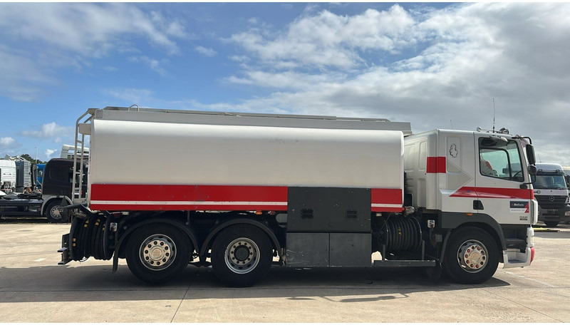 DAF CF 85.430 (20270 LITERS / EURO 3 / TOP CONDITION !!! / PARFAIT ETAT / 6X2 / BOITE MANUELLE) - Säiliöauto: kuva DAF CF 85.430 (20270 LITERS / EURO 3 / TOP CONDITION !!! / PARFAIT ETAT / 6X2 / BOITE MANUELLE) - Säiliöauto DAF CF 85.430 (20270 LITERS / EURO 3 / TOP CONDITION !!! / PARFAIT ETAT / 6X2 / BOITE MANUELLE) - Säiliöauto: kuva DAF CF 85.430 (20270 LITERS / EURO 3 / TOP CONDITION !!! / PARFAIT ETAT / 6X2 / BOITE MANUELLE) - Säiliöauto