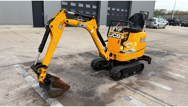 JCB 8008 (BE MACHINE / TOP CONDITION / 1898 H) - Minikuormaaja: kuva JCB 8008 (BE MACHINE / TOP CONDITION / 1898 H) - Minikuormaaja JCB 8008 (BE MACHINE / TOP CONDITION / 1898 H) - Minikuormaaja: kuva JCB 8008 (BE MACHINE / TOP CONDITION / 1898 H) - Minikuormaaja