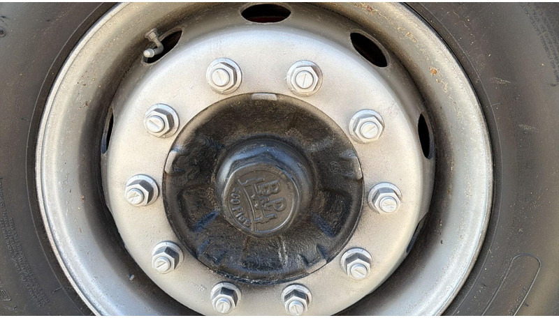 Kögel S 24 (BPW / DISC BRAKES / FREINS DISQUE) - Lavapuoliperävaunu: kuva Kögel S 24 (BPW / DISC BRAKES / FREINS DISQUE) - Lavapuoliperävaunu Kögel S 24 (BPW / DISC BRAKES / FREINS DISQUE) - Lavapuoliperävaunu: kuva Kögel S 24 (BPW / DISC BRAKES / FREINS DISQUE) - Lavapuoliperävaunu