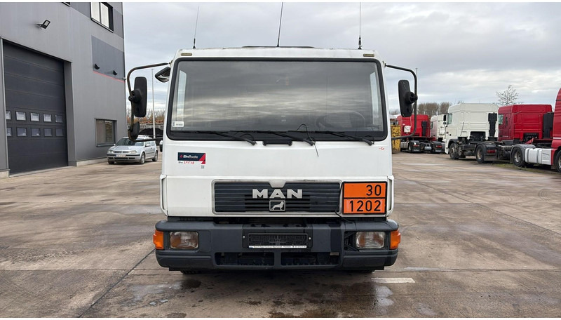 MAN 10.153 (7500L / FULL STEEL / LAMES / BOITE MANUELLE / MANUAL GEARBOX) - Säiliöauto: kuva MAN 10.153 (7500L / FULL STEEL / LAMES / BOITE MANUELLE / MANUAL GEARBOX) - Säiliöauto MAN 10.153 (7500L / FULL STEEL / LAMES / BOITE MANUELLE / MANUAL GEARBOX) - Säiliöauto: kuva MAN 10.153 (7500L / FULL STEEL / LAMES / BOITE MANUELLE / MANUAL GEARBOX) - Säiliöauto