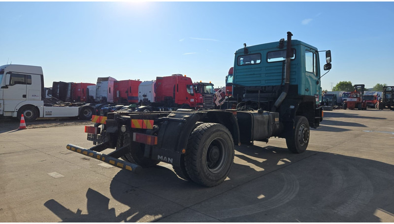 MAN 19.342 (4X4 / ALLRAD / AUXILAIRY / EURO 2 / FULL STEEL SUSP. / LAMES) - Kuorma-auto alusta: kuva MAN 19.342 (4X4 / ALLRAD / AUXILAIRY / EURO 2 / FULL STEEL SUSP. / LAMES) - Kuorma-auto alusta MAN 19.342 (4X4 / ALLRAD / AUXILAIRY / EURO 2 / FULL STEEL SUSP. / LAMES) - Kuorma-auto alusta: kuva MAN 19.342 (4X4 / ALLRAD / AUXILAIRY / EURO 2 / FULL STEEL SUSP. / LAMES) - Kuorma-auto alusta
