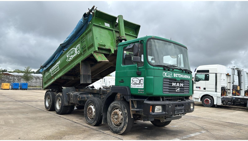 MAN 35.343 (LAMES / STEEL SUSP. / 8X4 / GRAND PONT / BIG AXLE) - Kippiauto kuorma-auto: kuva MAN 35.343 (LAMES / STEEL SUSP. / 8X4 / GRAND PONT / BIG AXLE) - Kippiauto kuorma-auto MAN 35.343 (LAMES / STEEL SUSP. / 8X4 / GRAND PONT / BIG AXLE) - Kippiauto kuorma-auto: kuva MAN 35.343 (LAMES / STEEL SUSP. / 8X4 / GRAND PONT / BIG AXLE) - Kippiauto kuorma-auto
