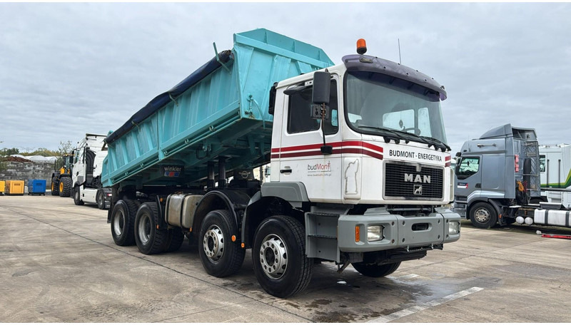 MAN 35.414 (6 CYLINDER / GOOD CONDITION / 8X4 / BIG AXLE / STEEL SUSP.) - Kippiauto kuorma-auto: kuva MAN 35.414 (6 CYLINDER / GOOD CONDITION / 8X4 / BIG AXLE / STEEL SUSP.) - Kippiauto kuorma-auto MAN 35.414 (6 CYLINDER / GOOD CONDITION / 8X4 / BIG AXLE / STEEL SUSP.) - Kippiauto kuorma-auto: kuva MAN 35.414 (6 CYLINDER / GOOD CONDITION / 8X4 / BIG AXLE / STEEL SUSP.) - Kippiauto kuorma-auto