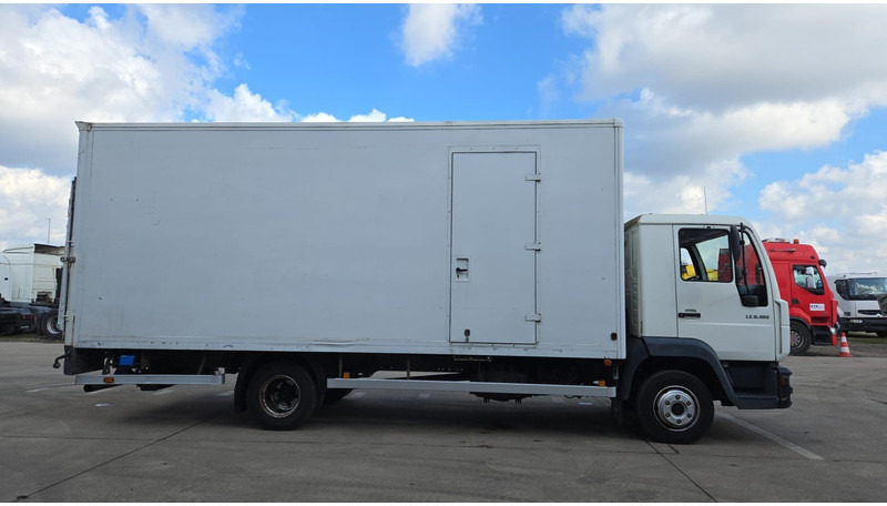 MAN TGL 8.180 (MANUAL GEARBOX / BELGIAN TRUCK / STEEL SUSPENSION) - Umpikori kuorma-auto: kuva MAN TGL 8.180 (MANUAL GEARBOX / BELGIAN TRUCK / STEEL SUSPENSION) - Umpikori kuorma-auto MAN TGL 8.180 (MANUAL GEARBOX / BELGIAN TRUCK / STEEL SUSPENSION) - Umpikori kuorma-auto: kuva MAN TGL 8.180 (MANUAL GEARBOX / BELGIAN TRUCK / STEEL SUSPENSION) - Umpikori kuorma-auto