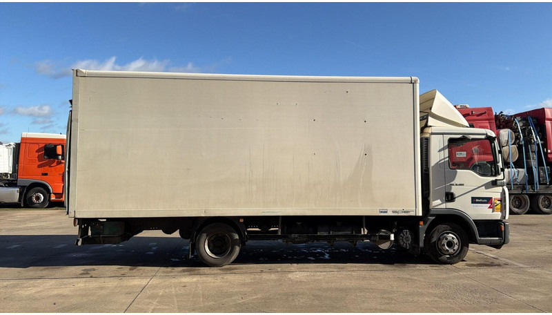 MAN TGL 8.180 (MANUAL GEARBOX / BOITE MANUELLE / CAMION BELGE / BELGIAN TRUCK) - Umpikori kuorma-auto: kuva MAN TGL 8.180 (MANUAL GEARBOX / BOITE MANUELLE / CAMION BELGE / BELGIAN TRUCK) - Umpikori kuorma-auto MAN TGL 8.180 (MANUAL GEARBOX / BOITE MANUELLE / CAMION BELGE / BELGIAN TRUCK) - Umpikori kuorma-auto: kuva MAN TGL 8.180 (MANUAL GEARBOX / BOITE MANUELLE / CAMION BELGE / BELGIAN TRUCK) - Umpikori kuorma-auto