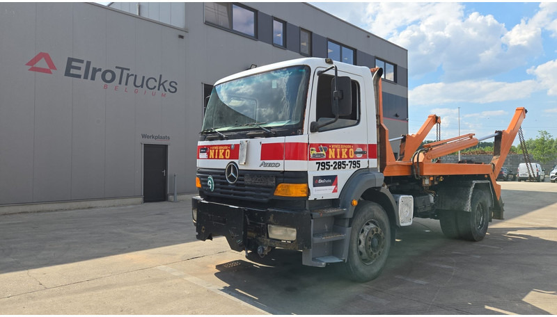 Mercedes-Benz Atego 1823 (BIG AXLE / STEEL SUSP. / LAMES / BOITE MANUELLE / MANUAL GETRIEBE) - Konttialus/ Vaihtokuormatilat kuorma-auto: kuva Mercedes-Benz Atego 1823 (BIG AXLE / STEEL SUSP. / LAMES / BOITE MANUELLE / MANUAL GETRIEBE) - Konttialus/ Vaihtokuormatilat kuorma-auto Mercedes-Benz Atego 1823 (BIG AXLE / STEEL SUSP. / LAMES / BOITE MANUELLE / MANUAL GETRIEBE) - Konttialus/ Vaihtokuormatilat kuorma-auto: kuva Mercedes-Benz Atego 1823 (BIG AXLE / STEEL SUSP. / LAMES / BOITE MANUELLE / MANUAL GETRIEBE) - Konttialus/ Vaihtokuormatilat kuorma-auto