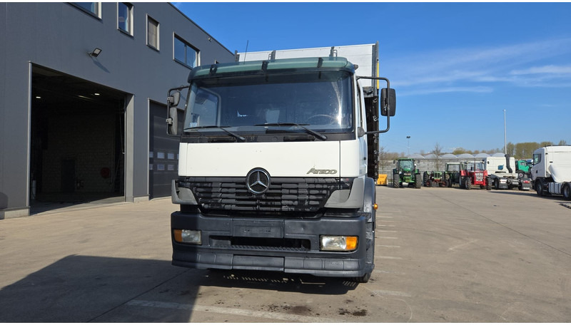Mercedes-Benz Atego 1823 (BOITE MANUELLE / MANUAL GEARBOX) - Kippiauto kuorma-auto: kuva Mercedes-Benz Atego 1823 (BOITE MANUELLE / MANUAL GEARBOX) - Kippiauto kuorma-auto Mercedes-Benz Atego 1823 (BOITE MANUELLE / MANUAL GEARBOX) - Kippiauto kuorma-auto: kuva Mercedes-Benz Atego 1823 (BOITE MANUELLE / MANUAL GEARBOX) - Kippiauto kuorma-auto