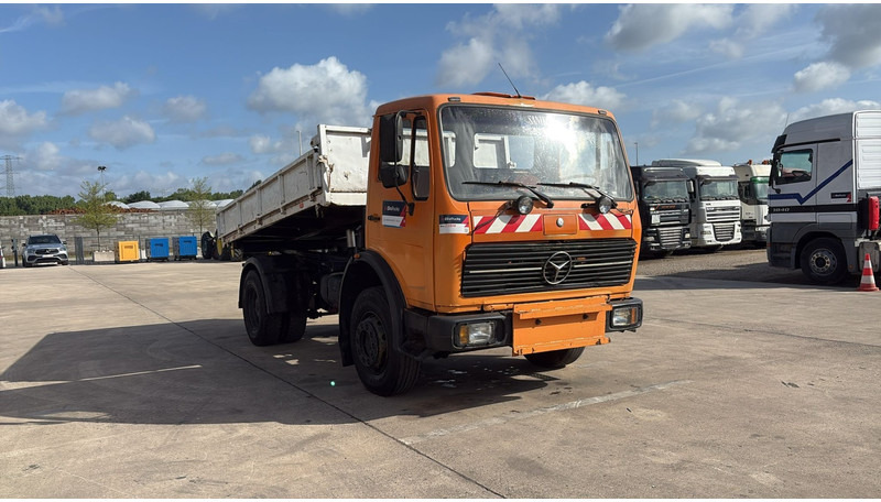 Mercedes-Benz SK 1628 (V8 / LAMES / GRAND PONT / POMPE MANUELLE) - Kippiauto kuorma-auto: kuva Mercedes-Benz SK 1628 (V8 / LAMES / GRAND PONT / POMPE MANUELLE) - Kippiauto kuorma-auto Mercedes-Benz SK 1628 (V8 / LAMES / GRAND PONT / POMPE MANUELLE) - Kippiauto kuorma-auto: kuva Mercedes-Benz SK 1628 (V8 / LAMES / GRAND PONT / POMPE MANUELLE) - Kippiauto kuorma-auto