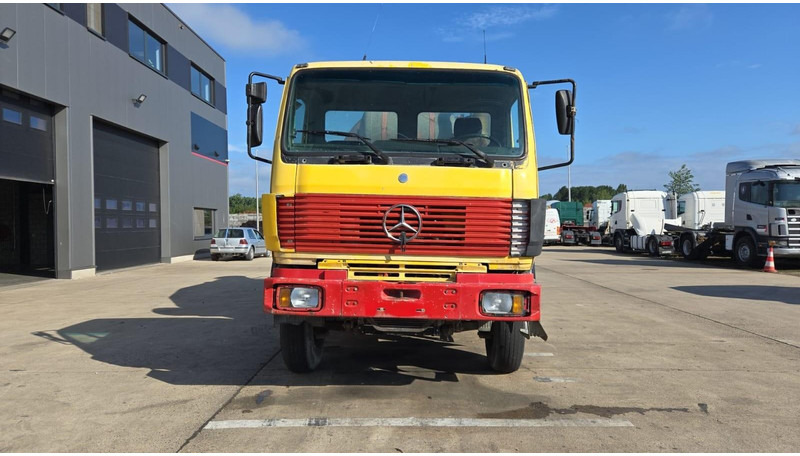Mercedes-Benz SK 2527 (MALAXEUR / MIXER / POSSIBLE COMME CHASSIS / 6X4 / LAMES / GRAND PONT) - Betoniauto: kuva Mercedes-Benz SK 2527 (MALAXEUR / MIXER / POSSIBLE COMME CHASSIS / 6X4 / LAMES / GRAND PONT) - Betoniauto Mercedes-Benz SK 2527 (MALAXEUR / MIXER / POSSIBLE COMME CHASSIS / 6X4 / LAMES / GRAND PONT) - Betoniauto: kuva Mercedes-Benz SK 2527 (MALAXEUR / MIXER / POSSIBLE COMME CHASSIS / 6X4 / LAMES / GRAND PONT) - Betoniauto