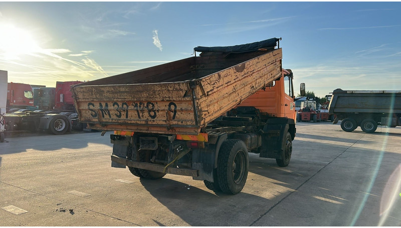 Mercedes-Benz SK 914 (FULL STEEL SUSP / LAMES / 6 CYLINDRES / 4X4) - Kippiauto kuorma-auto: kuva Mercedes-Benz SK 914 (FULL STEEL SUSP / LAMES / 6 CYLINDRES / 4X4) - Kippiauto kuorma-auto Mercedes-Benz SK 914 (FULL STEEL SUSP / LAMES / 6 CYLINDRES / 4X4) - Kippiauto kuorma-auto: kuva Mercedes-Benz SK 914 (FULL STEEL SUSP / LAMES / 6 CYLINDRES / 4X4) - Kippiauto kuorma-auto