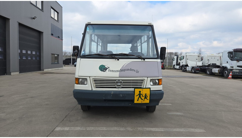 Mercedes-Benz Vario 614 (BELGIAN BUS / 34 SEATS / MANUAL PUMP / LAMES / STEEL SUSP.) - Linja-auto: kuva Mercedes-Benz Vario 614 (BELGIAN BUS / 34 SEATS / MANUAL PUMP / LAMES / STEEL SUSP.) - Linja-auto Mercedes-Benz Vario 614 (BELGIAN BUS / 34 SEATS / MANUAL PUMP / LAMES / STEEL SUSP.) - Linja-auto: kuva Mercedes-Benz Vario 614 (BELGIAN BUS / 34 SEATS / MANUAL PUMP / LAMES / STEEL SUSP.) - Linja-auto