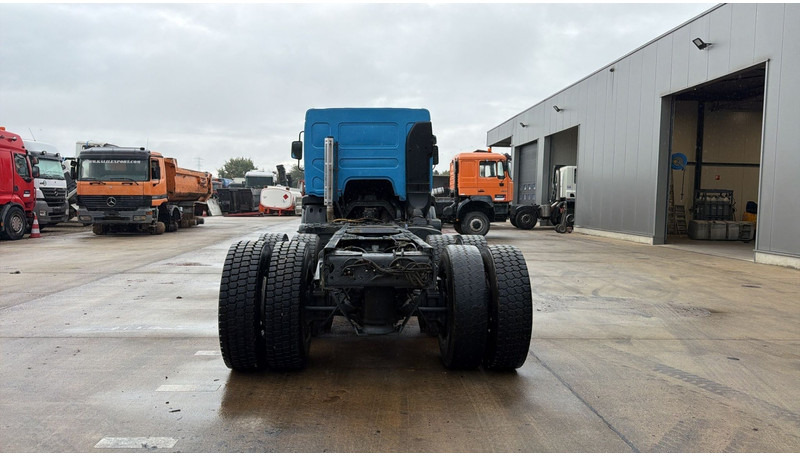 Renault KERAX 420 (LAMES / GRAND PONT / STEEL SUSP. / BIG AXLE / MANUAL GEARBOX / BOITE MANUELLE) - Kuorma-auto alusta: kuva Renault KERAX 420 (LAMES / GRAND PONT / STEEL SUSP. / BIG AXLE / MANUAL GEARBOX / BOITE MANUELLE) - Kuorma-auto alusta Renault KERAX 420 (LAMES / GRAND PONT / STEEL SUSP. / BIG AXLE / MANUAL GEARBOX / BOITE MANUELLE) - Kuorma-auto alusta: kuva Renault KERAX 420 (LAMES / GRAND PONT / STEEL SUSP. / BIG AXLE / MANUAL GEARBOX / BOITE MANUELLE) - Kuorma-auto alusta