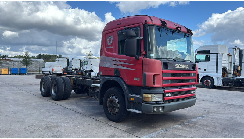 Scania 114 - 380 (6X4 / GRAND PONT / LAMES / BIG AXLE / STEEL SUSP. / BOITE MANUELLE / MANUAL GEARBOX) - Kuorma-auto alusta: kuva Scania 114 - 380 (6X4 / GRAND PONT / LAMES / BIG AXLE / STEEL SUSP. / BOITE MANUELLE / MANUAL GEARBOX) - Kuorma-auto alusta Scania 114 - 380 (6X4 / GRAND PONT / LAMES / BIG AXLE / STEEL SUSP. / BOITE MANUELLE / MANUAL GEARBOX) - Kuorma-auto alusta: kuva Scania 114 - 380 (6X4 / GRAND PONT / LAMES / BIG AXLE / STEEL SUSP. / BOITE MANUELLE / MANUAL GEARBOX) - Kuorma-auto alusta