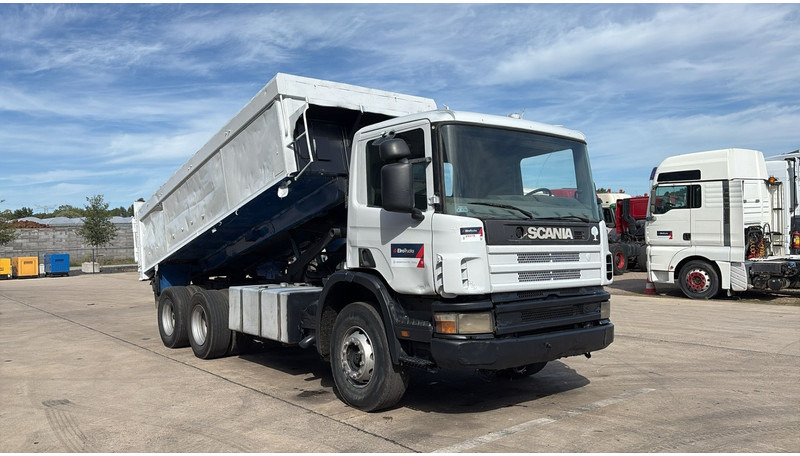 Scania 94 - 260 (BOITE MANUELLE / LAMES / STEEL SUSP. / 6X4 / MANUAL GEARBOX) - Kippiauto kuorma-auto: kuva Scania 94 - 260 (BOITE MANUELLE / LAMES / STEEL SUSP. / 6X4 / MANUAL GEARBOX) - Kippiauto kuorma-auto Scania 94 - 260 (BOITE MANUELLE / LAMES / STEEL SUSP. / 6X4 / MANUAL GEARBOX) - Kippiauto kuorma-auto: kuva Scania 94 - 260 (BOITE MANUELLE / LAMES / STEEL SUSP. / 6X4 / MANUAL GEARBOX) - Kippiauto kuorma-auto