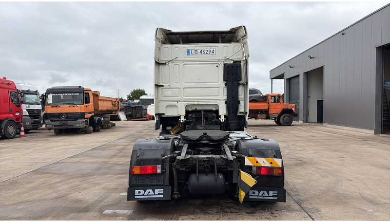 DAF XF 105.460 (BOITE MANUELLE / MANUAL GEARBOX) - Vetopöytäauto: kuva DAF XF 105.460 (BOITE MANUELLE / MANUAL GEARBOX) - Vetopöytäauto DAF XF 105.460 (BOITE MANUELLE / MANUAL GEARBOX) - Vetopöytäauto: kuva DAF XF 105.460 (BOITE MANUELLE / MANUAL GEARBOX) - Vetopöytäauto