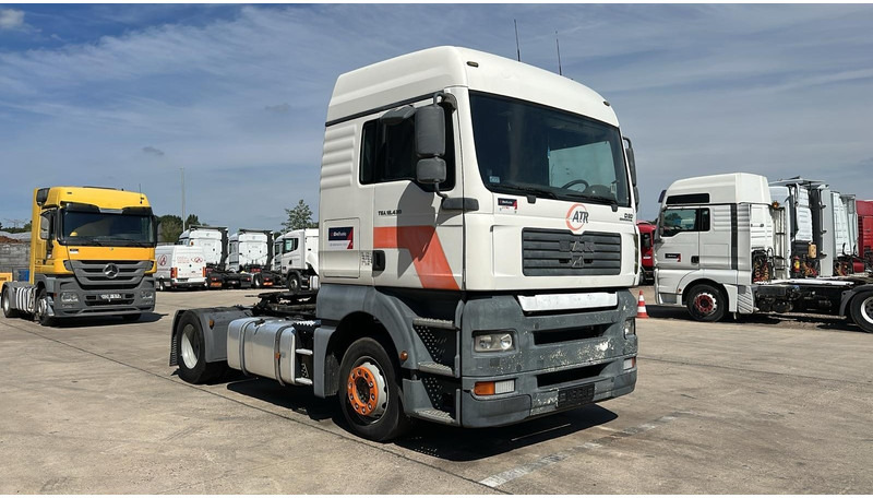 MAN TGA 18.430 (BOITE MANUELLE / MANUAL GEARBOX) - Vetopöytäauto: kuva MAN TGA 18.430 (BOITE MANUELLE / MANUAL GEARBOX) - Vetopöytäauto MAN TGA 18.430 (BOITE MANUELLE / MANUAL GEARBOX) - Vetopöytäauto: kuva MAN TGA 18.430 (BOITE MANUELLE / MANUAL GEARBOX) - Vetopöytäauto