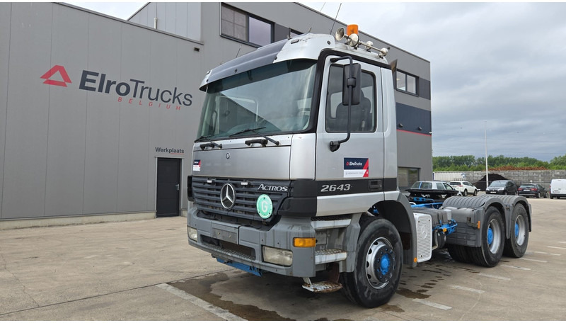 Mercedes-Benz actros 2643 (184.000 KM !! / EPS / 6X4 / TRACTEUR ORIGINAL / 3 PEDALES / GRAND PONT / PARFAIT ETAT) - Vetopöytäauto: kuva Mercedes-Benz actros 2643 (184.000 KM !! / EPS / 6X4 / TRACTEUR ORIGINAL / 3 PEDALES / GRAND PONT / PARFAIT ETAT) - Vetopöytäauto Mercedes-Benz actros 2643 (184.000 KM !! / EPS / 6X4 / TRACTEUR ORIGINAL / 3 PEDALES / GRAND PONT / PARFAIT ETAT) - Vetopöytäauto: kuva Mercedes-Benz actros 2643 (184.000 KM !! / EPS / 6X4 / TRACTEUR ORIGINAL / 3 PEDALES / GRAND PONT / PARFAIT ETAT) - Vetopöytäauto