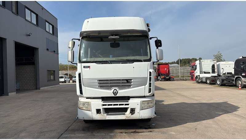 Renault Premium 440 DXI (BOITE MANUELLE / MANUAL GEARBOX) - Vetopöytäauto: kuva Renault Premium 440 DXI (BOITE MANUELLE / MANUAL GEARBOX) - Vetopöytäauto Renault Premium 440 DXI (BOITE MANUELLE / MANUAL GEARBOX) - Vetopöytäauto: kuva Renault Premium 440 DXI (BOITE MANUELLE / MANUAL GEARBOX) - Vetopöytäauto