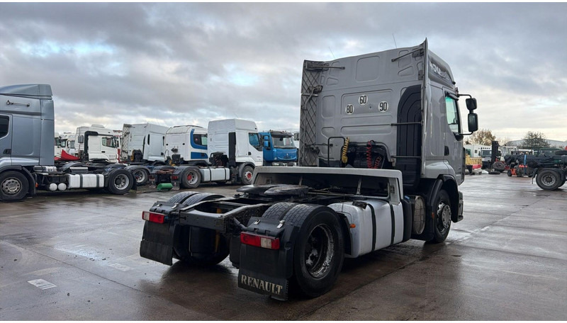 Renault Premium 450 (BOITE MANUELLE / MANUALGEARBOX) - Vetopöytäauto: kuva Renault Premium 450 (BOITE MANUELLE / MANUALGEARBOX) - Vetopöytäauto Renault Premium 450 (BOITE MANUELLE / MANUALGEARBOX) - Vetopöytäauto: kuva Renault Premium 450 (BOITE MANUELLE / MANUALGEARBOX) - Vetopöytäauto