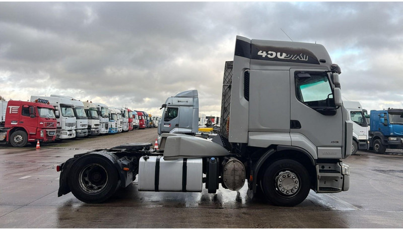 Renault Premium 450 (BOITE MANUELLE / MANUALGEARBOX) - Vetopöytäauto: kuva Renault Premium 450 (BOITE MANUELLE / MANUALGEARBOX) - Vetopöytäauto Renault Premium 450 (BOITE MANUELLE / MANUALGEARBOX) - Vetopöytäauto: kuva Renault Premium 450 (BOITE MANUELLE / MANUALGEARBOX) - Vetopöytäauto