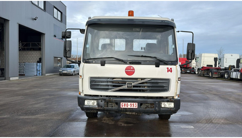 Volvo FL 220 (BELGIAN TRUCK / MANUAL GEARBOX / CAMION BELGE) - Kuorma-auto alusta: kuva Volvo FL 220 (BELGIAN TRUCK / MANUAL GEARBOX / CAMION BELGE) - Kuorma-auto alusta Volvo FL 220 (BELGIAN TRUCK / MANUAL GEARBOX / CAMION BELGE) - Kuorma-auto alusta: kuva Volvo FL 220 (BELGIAN TRUCK / MANUAL GEARBOX / CAMION BELGE) - Kuorma-auto alusta