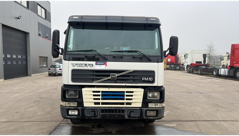 Volvo FM 10 - 320 (POMPE MANUELLE / MANUAL PUMP / MANUAL GEARBOX / BOITE MANUELLE) - Kippiauto kuorma-auto: kuva Volvo FM 10 - 320 (POMPE MANUELLE / MANUAL PUMP / MANUAL GEARBOX / BOITE MANUELLE) - Kippiauto kuorma-auto Volvo FM 10 - 320 (POMPE MANUELLE / MANUAL PUMP / MANUAL GEARBOX / BOITE MANUELLE) - Kippiauto kuorma-auto: kuva Volvo FM 10 - 320 (POMPE MANUELLE / MANUAL PUMP / MANUAL GEARBOX / BOITE MANUELLE) - Kippiauto kuorma-auto