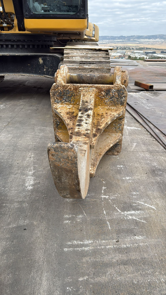 CATERPILLAR 336 Ripper from STOCK - Repijä - Telakaivukone: kuva CATERPILLAR 336 Ripper from STOCK - Repijä - Telakaivukone CATERPILLAR 336 Ripper from STOCK - Repijä - Telakaivukone: kuva CATERPILLAR 336 Ripper from STOCK - Repijä - Telakaivukone